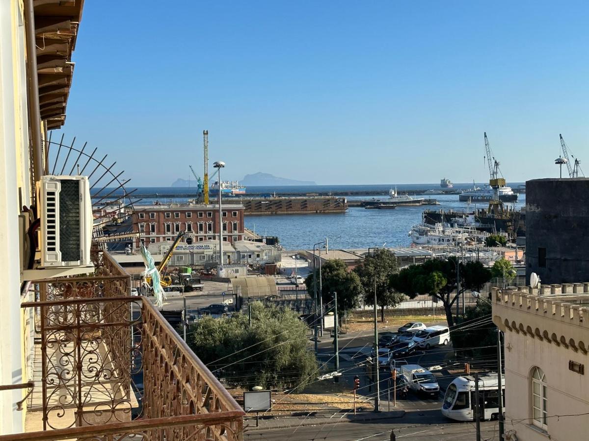Domus Marina Rooms 那不勒斯 外观 照片