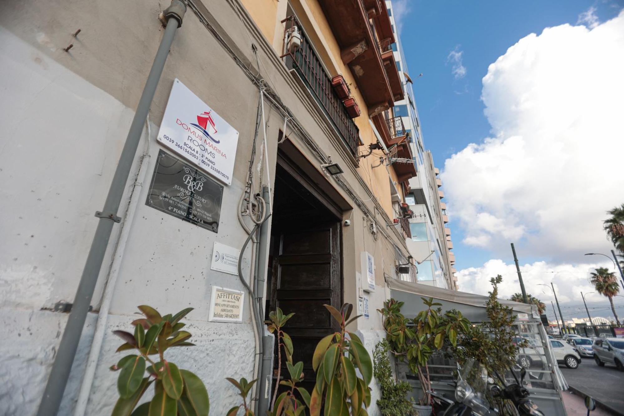 Domus Marina Rooms 那不勒斯 外观 照片